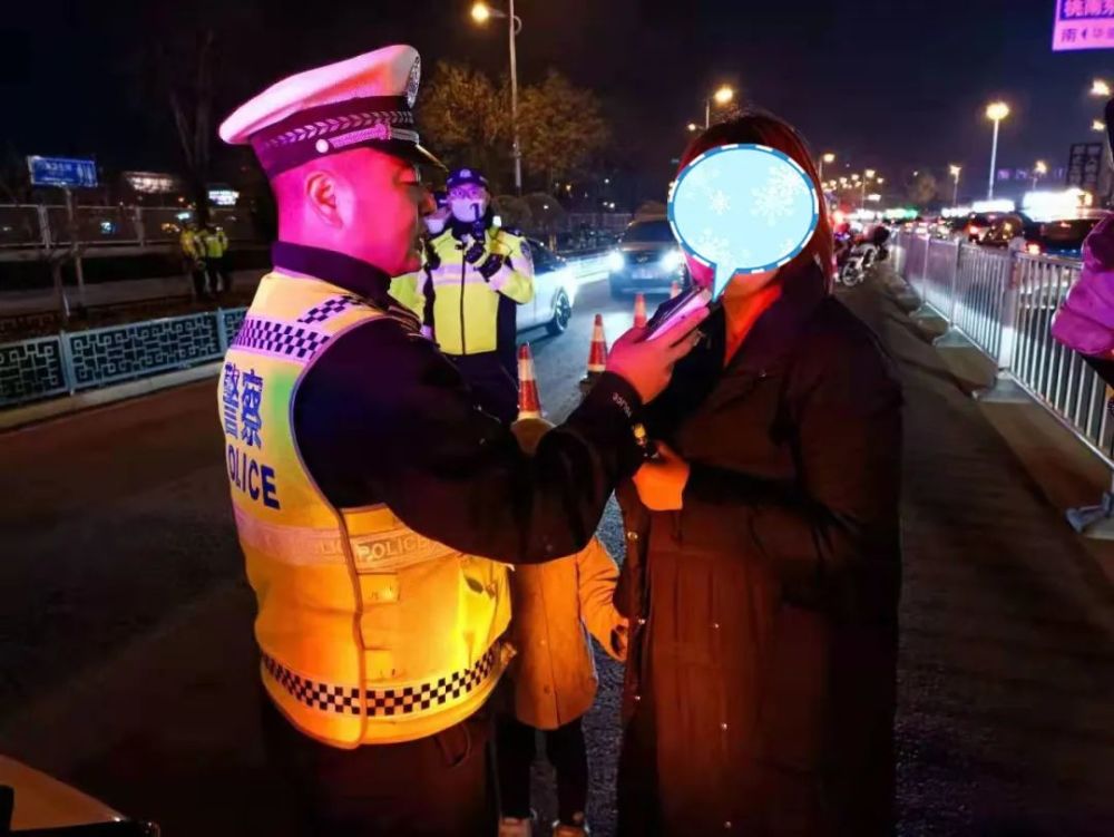 酒精測試儀吹氣多少是酒駕？陽泉一女子沒有飲酒卻被酒檢儀報(bào)警…