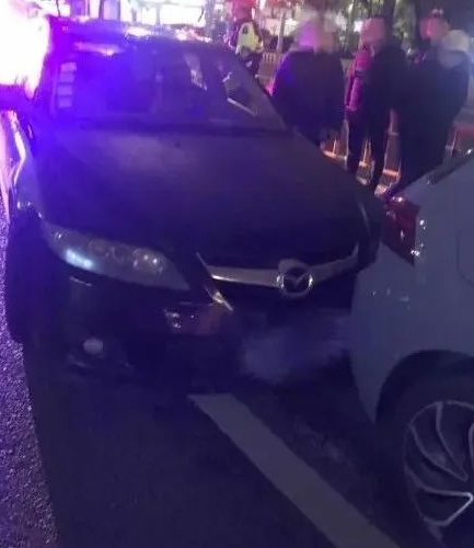 驚了！寧波男子酒駕被逮，竟把酒精測試儀“吹爆”！警察都嚇壞！